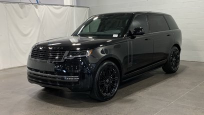 New 2025 Land Rover Range Rover Long Wheelbase SE
