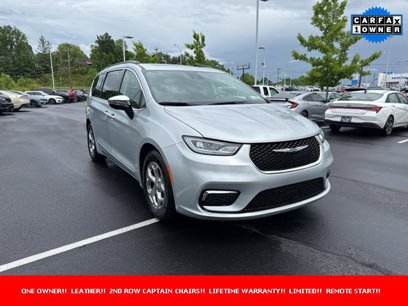 Used 2023 Chrysler Pacifica Limited