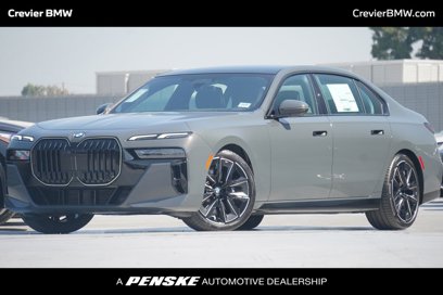 New 2025 BMW 760i xDrive