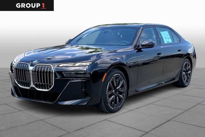 New 2025 BMW 740i xDrive