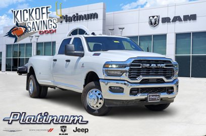 New 2026 RAM 3500 Tradesman w/ Chrome Appearance Group