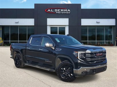 Used 2022 GMC Sierra 1500 SLT w/ SLT Premium Plus Package