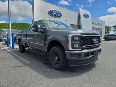 New 2025 Ford F250 XL