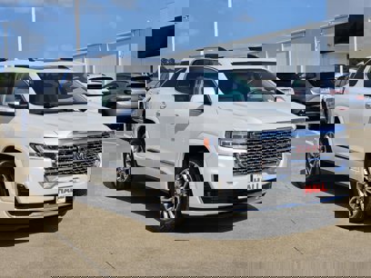 Certified 2023 GMC Acadia Denali w/ Denali Ultimate Package