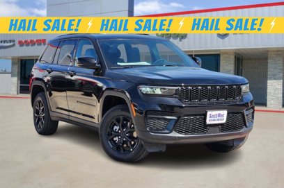 New 2025 Jeep Grand Cherokee Laredo