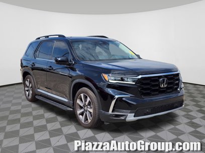 Used 2025 Honda Pilot Elite
