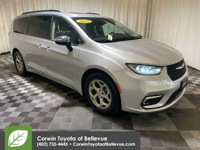 Used 2023 Chrysler Pacifica Limited