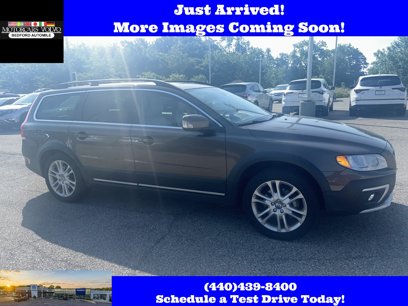 Used 2016 Volvo XC70 T5 Premier w/ Proximity Package