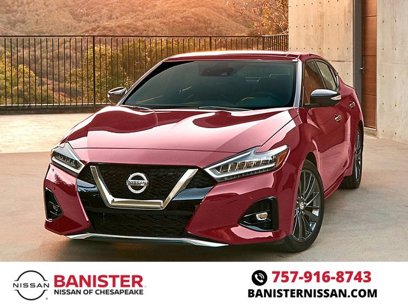 Certified 2023 Nissan Maxima SR w/ Sport Mat Group