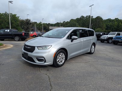 Certified 2023 Chrysler Pacifica Touring-L