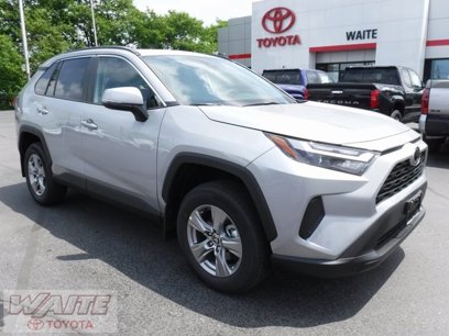 New 2025 Toyota RAV4 XLE