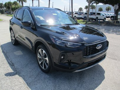 New 2024 Ford Escape Platinum w/ Premium Technology Package