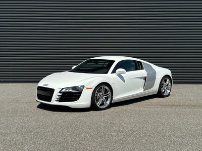 Used 2012 Audi R8 V8 w/ Convenience Pkg