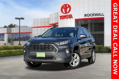 Used 2021 Toyota RAV4 XLE w/ Carpet Mat Package (TMS)