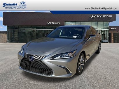 Used 2020 Lexus ES 300h w/ Premium Package