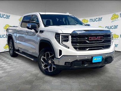 Used 2023 GMC Sierra 1500 SLT w/ SLT Premium Plus Package