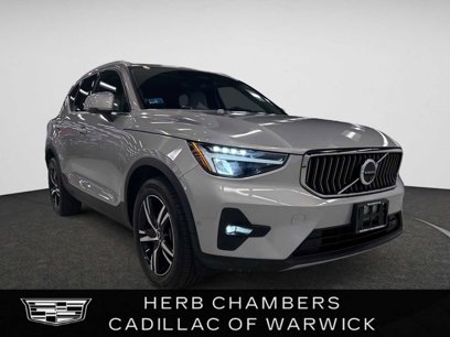 Used 2023 Volvo XC40 B5 Plus