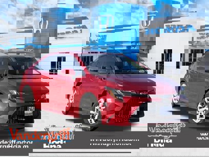 Used 2021 Toyota Corolla LE w/ Carpet Mat Package (TMS)