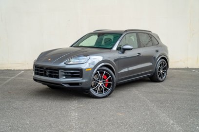 New 2025 Porsche Cayenne S