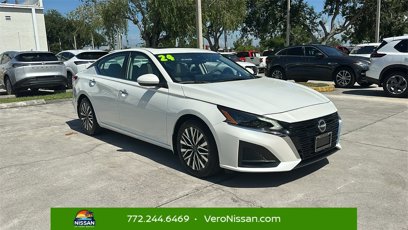 Used 2024 Nissan Altima 2.5 SV w/ SV Premium Package