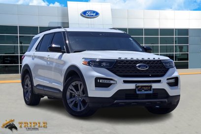 Certified 2022 Ford Explorer XLT w/ Equipment Group 202A