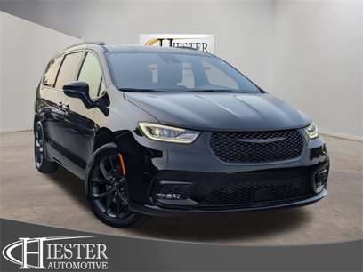 New 2025 Chrysler Pacifica Limited