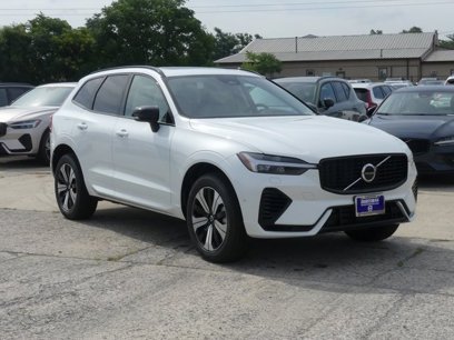 New 2025 Volvo XC60 T8 Plus w/ Protection Package Premier