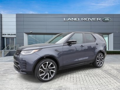 New 2024 Land Rover Discovery Dynamic SE