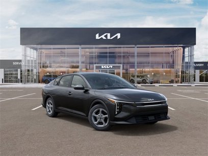 New 2025 Kia K4 LXS