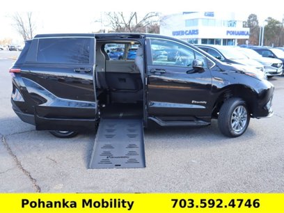 Used 2022 Toyota Sienna LE