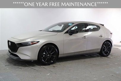 New 2025 MAZDA MAZDA3 Hatchback w/Premium Plus Pkg