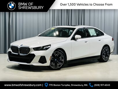 New 2025 BMW i5 xDrive40 w/ M Sport Package