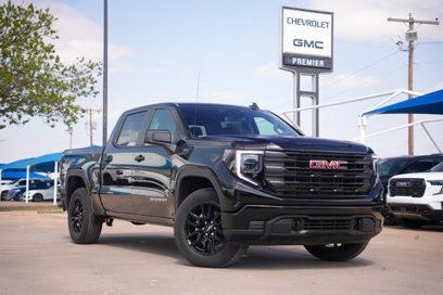 New 2024 GMC Sierra 1500 Pro w/ Graphite Edition