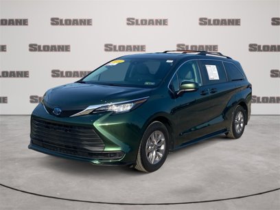 Certified 2022 Toyota Sienna LE