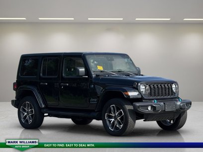 Used 2024 Jeep Wrangler Unlimited w/ Convenience Group