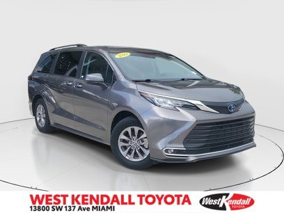 Used 2023 Toyota Sienna XLE
