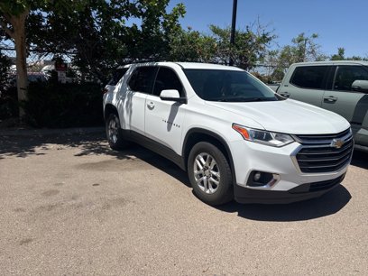 Used 2021 Chevrolet Traverse LT