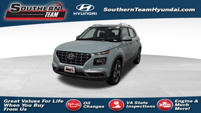 New 2025 Hyundai Venue SEL