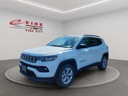 New 2025 Jeep Compass Latitude w/ Convenience Group
