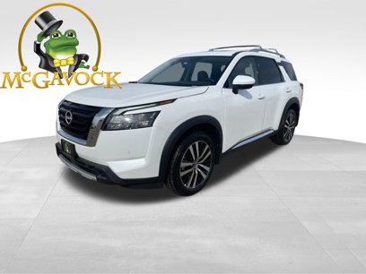 New 2025 Nissan Pathfinder Platinum w/ Cargo Package