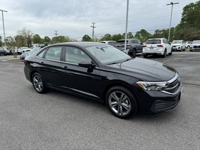 Used 2023 Volkswagen Jetta SE