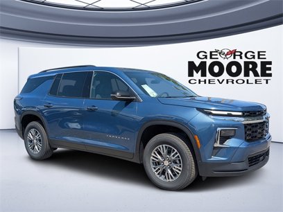 New 2025 Chevrolet Traverse LT w/ Driver Confidence Package