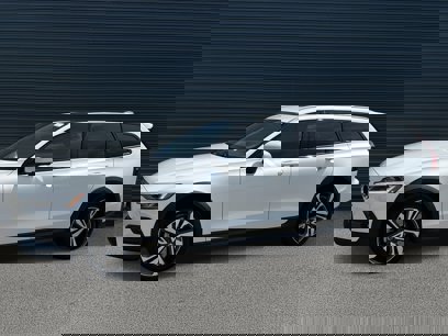 Certified 2023 Volvo V60 B5 Cross Country Plus w/ Climate Package