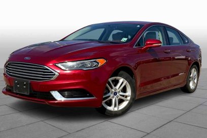 Certified 2018 Ford Fusion SE w/ Fusion SE Technology Package