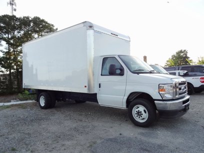 New 2024 Ford E-450 and Econoline 450 Super Duty w/ Power Windows & Locks Group