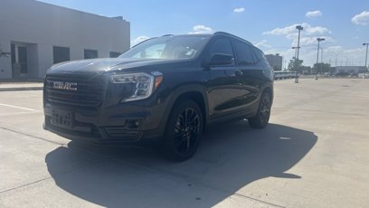New 2024 GMC Terrain SLT w/ Infotainment Package II
