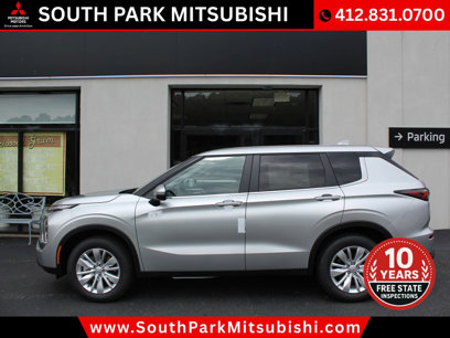 New 2025 Mitsubishi Outlander ES