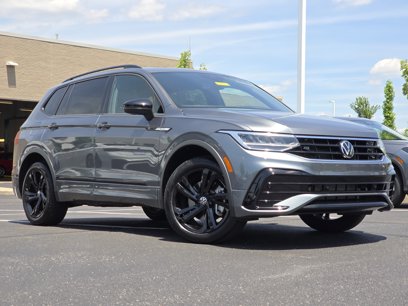 Used 2023 Volkswagen Tiguan SE R-Line
