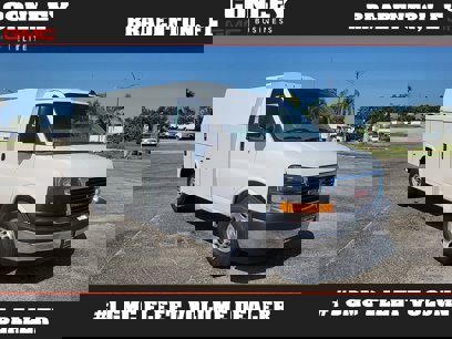 New 2025 GMC Savana 3500 w/ Power Convenience Package