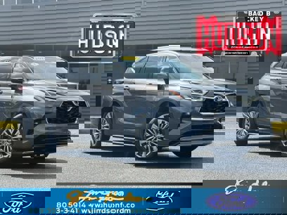 Used 2024 Toyota Highlander Platinum